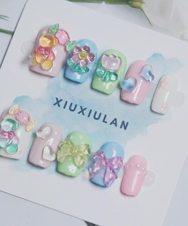 XIUXIULAN Press on Nails Short, Sweet and Cute Cartoon Handmade Nails, Coffin Almond Shape 3D False nails, Bear Glossy Soft Gel Multicolor 10 Pcs (Multicolor, Coffin S)