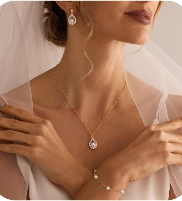 Jewelry Sets for Women,Dainty 14k Gold Plated Pearl Earrings Necklace Bracelet Fashion Silver Bridal Jewelry accessories SimpleWedding Jewelry Sets for Brides