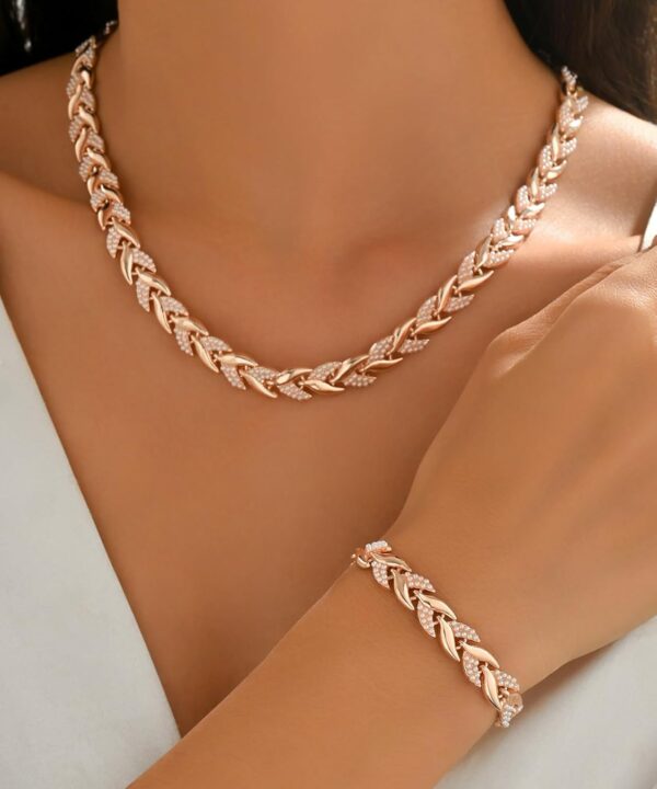 Rose Gold Leaf Chain Necklace and Bracelet Set for Women,Rhinestone Link Jewelry Set,Elegant Statement Choker & Bracelet,Adjustable Sparkly Fashion Set for Party,Wedding,Daily Wear