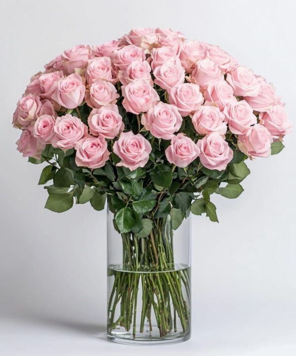 GlobalRose 100 Pink Roses Bouquet - Responsibly Sourced Roses Fresh Flowers - Hand-Picked Flowers Fresh Bouquet for Graduation, Anniversary, Birthday & Special Occasions (4 Bunches of 25 Stems)