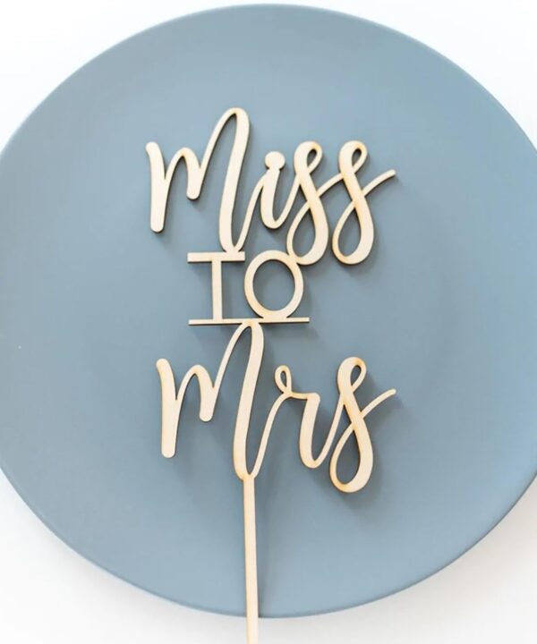 Miss to Mrs Cake Topper, Wooden Wedding Engagement Cake Decoration Sign, Bridal Shower Bachelorette Party Decoration Supplies