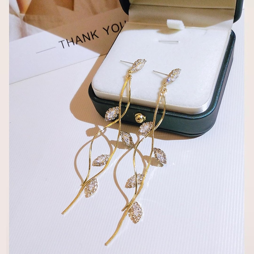 Crystal Wedding Earrings for Bridal Bridesmaid,Bride Drop Earrings Gold Chandelier Dangle Earrings for Women,Cubic Zirconia Rhinestone Dangling Earrings Prom Party Jewelry Gifts