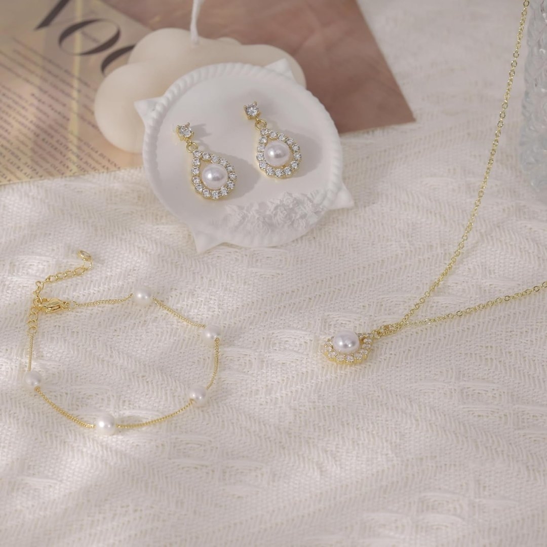 Jewelry Sets for Women,Dainty 14k Gold Plated Pearl Earrings Necklace Bracelet Fashion Silver Bridal Jewelry accessories SimpleWedding Jewelry Sets for Brides