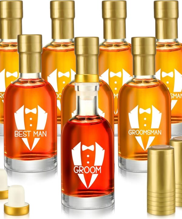 8 Set Groomsmen Gifts Groomsman Liquor Bottle 6.8 oz 200ml Groomsmen Proposal Gifts with Cork Lid for Groom Best Man Glass Clear Alcohol Bottles for Guests Wedding Favor Wine Whiskey