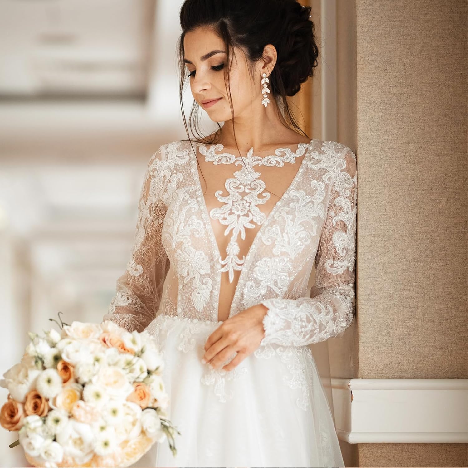 Wedding Rhinestone Dangle Earrings Elegant Bridal Crystal Drop Earrings for Women Bridesmaids Guest Party Prom