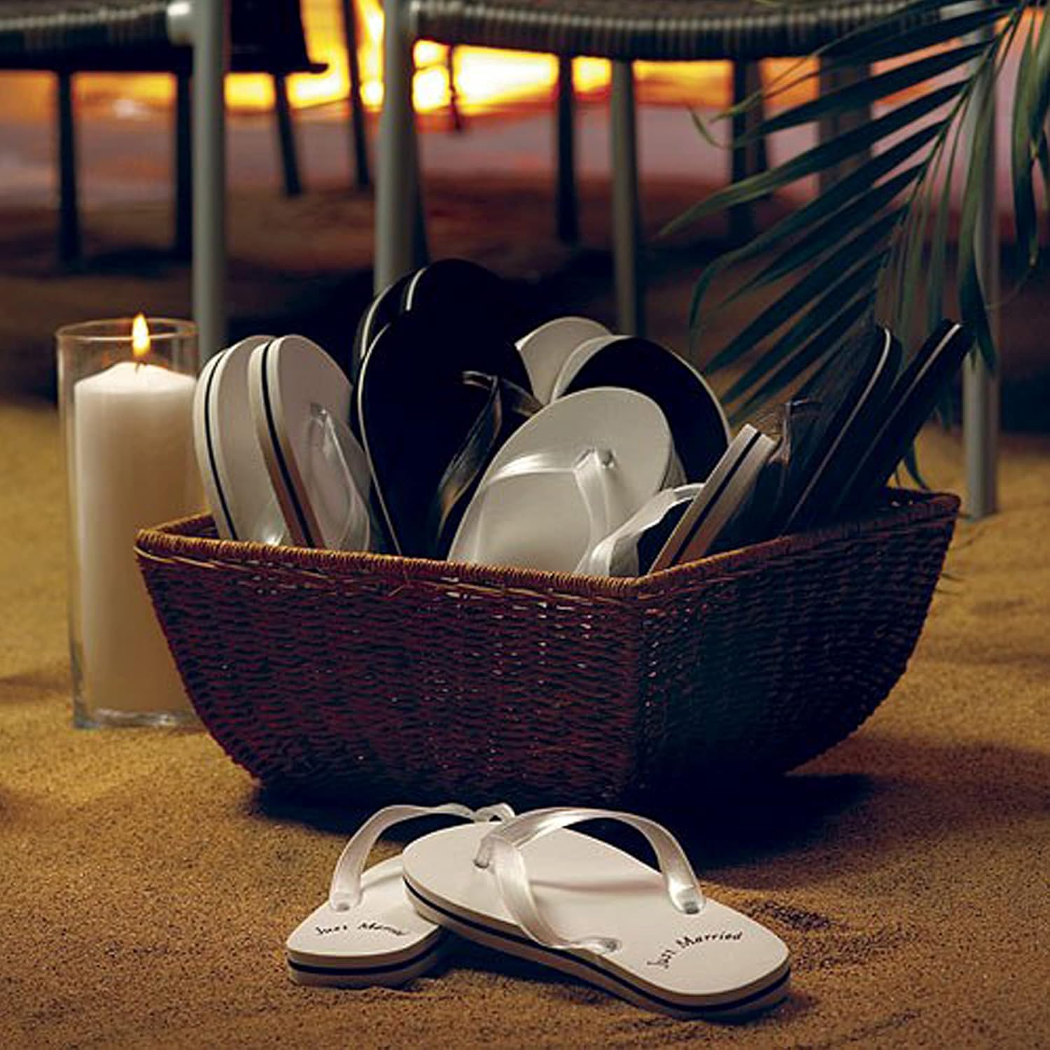 WEDDINGSTAR Just Married Wedding Favor Flip Flops – Black and White Honeymoon Sandals