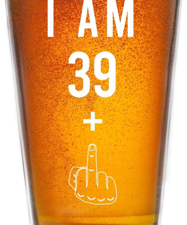 Gelid 39 + One Middle Finger 40th Birthday Gifts for Men Women Beer Glass  Funny 40 Year Old Presents - 16 oz Pint Party Decorations Supplies - Craft Beers Gift Ideas for Dad Mom Husband Wife 40 th