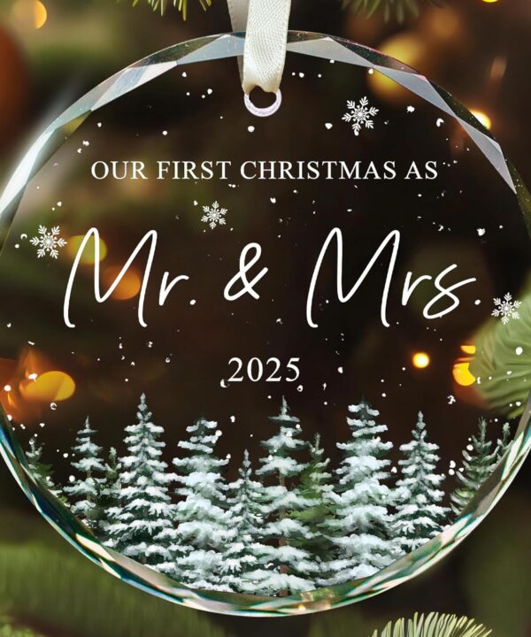 Wedding Gifts - Mr and Mrs Gifts - First Christmas Married Ornament 2025 - Wedding Gift for Couples 2025, Newlyweds, Bride - Bridal Shower Gift Ideas - Glass Christmas Hanging Ornament